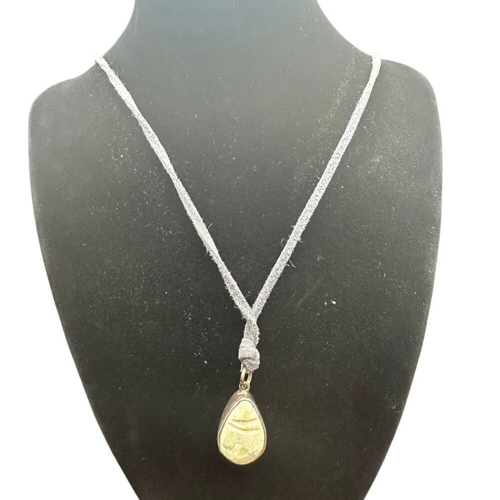 Mariposite Pendant 925 Silver Sterling